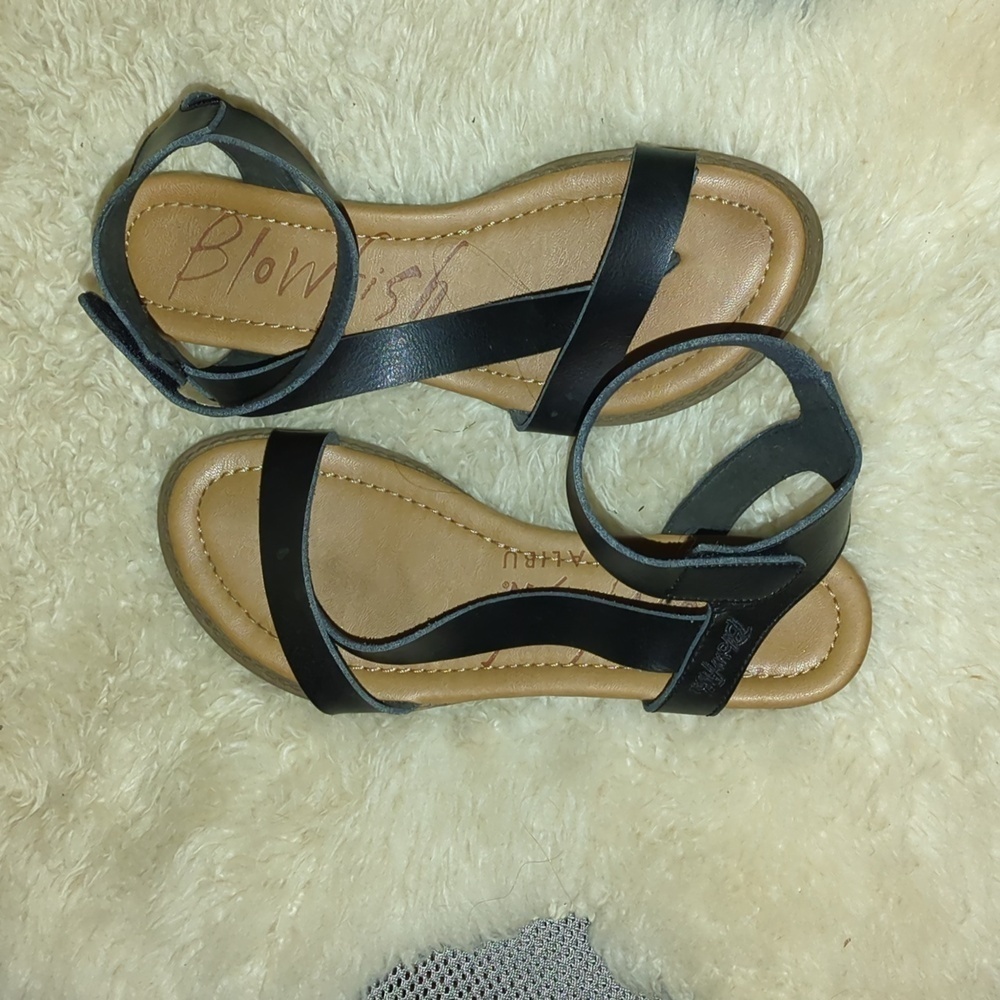 Blowfish black strap sandals